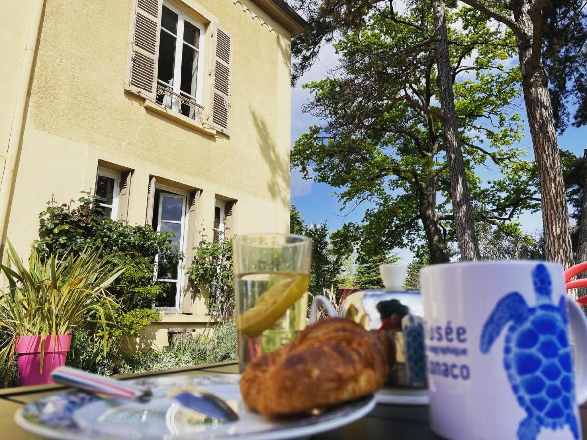Aux Tourelles 1888 - Tres Proche Lyon Bed & Breakfast Tassin-la-Demi-Lune Exterior foto
